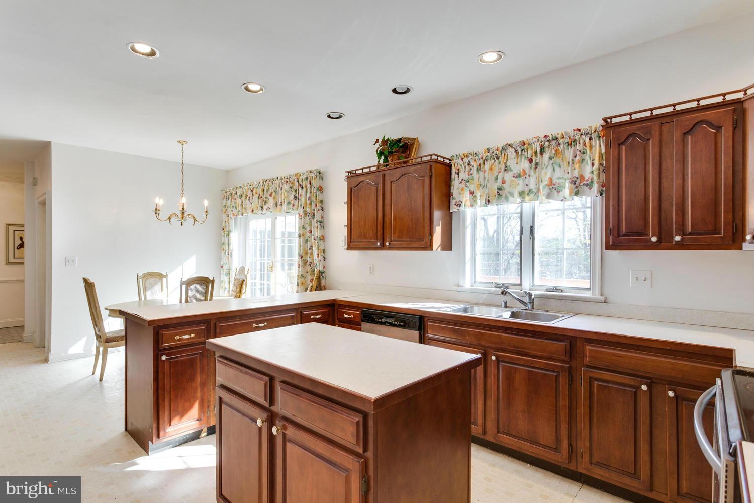 1223 Brookview Road Baltimore, MD 21286 - Photo 12 of 30 Kitchen