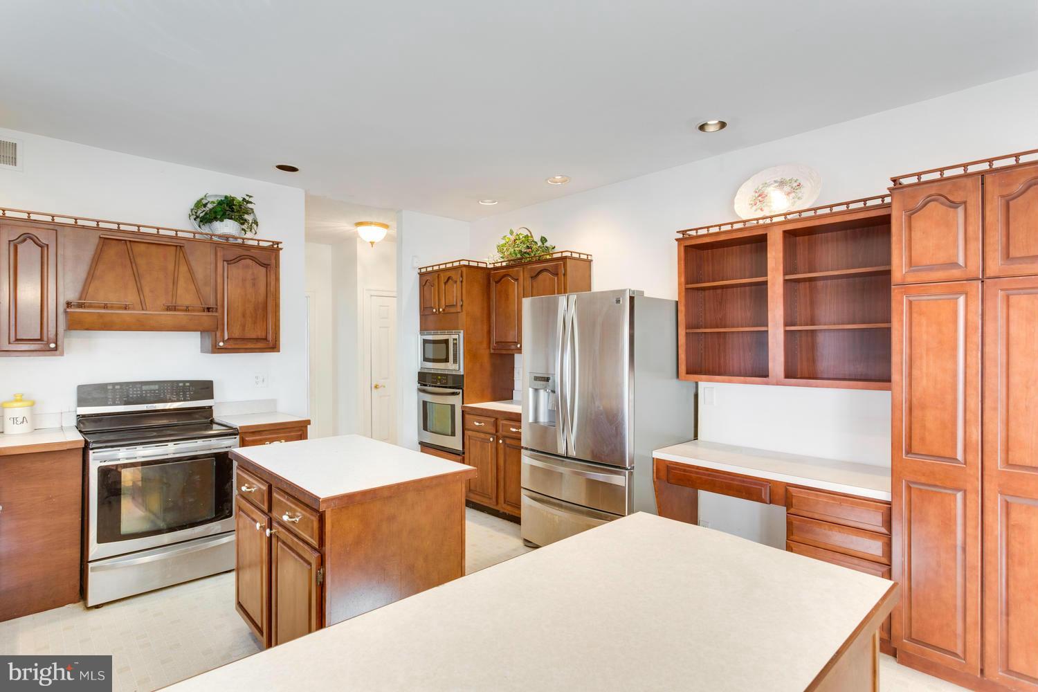 1223 Brookview Road Baltimore, MD 21286 - Photo 13 of 30 Kitchen