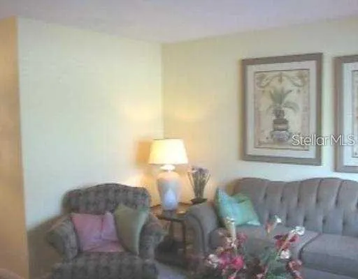 $85,900 | 1345 Drew Street, Unit 5, Clearwater, FL 33755