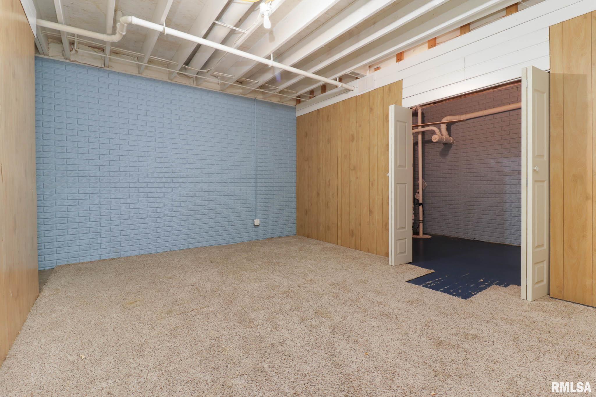 1835 Kingsbury Road Washington, IL 61571 - Photo 45 of 57 Gallery Image 45