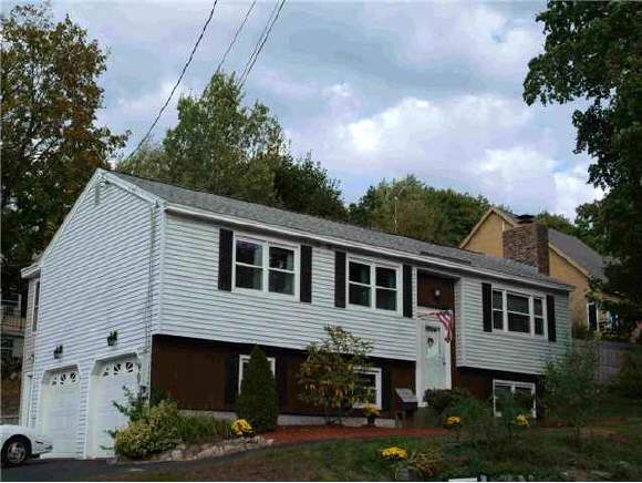 274 Island Pond Road Manchester, NH 03109 - Photo 1 of 9