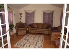 274 Island Pond Road Manchester, NH 03109 - Photo 6 of 9