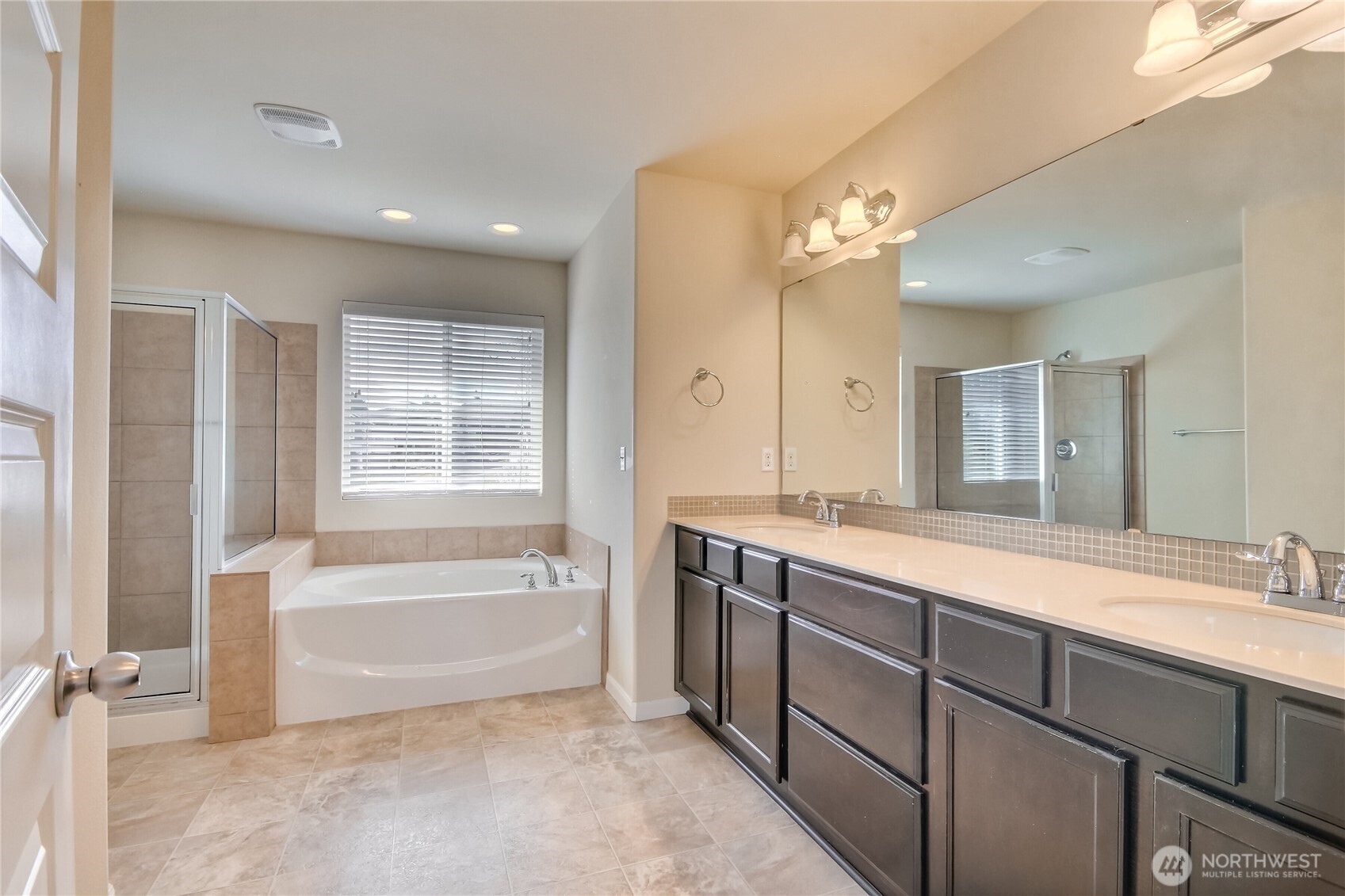 1004 Southwest 341st Street Federal Way, WA 98023 - Photo 17 of 30