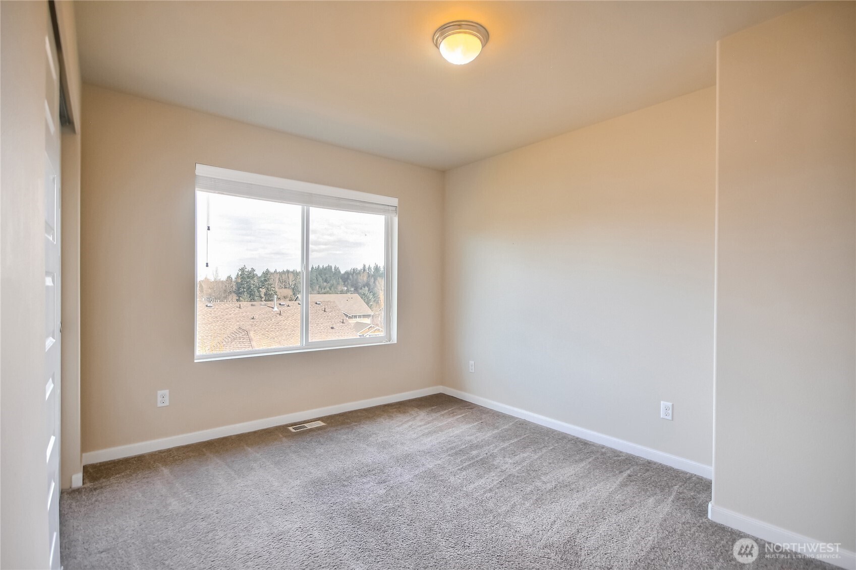 1004 Southwest 341st Street Federal Way, WA 98023 - Photo 22 of 30