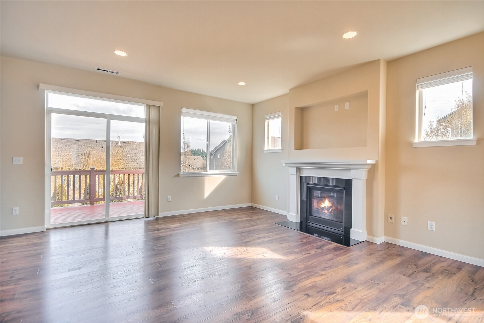 1004 Southwest 341st Street Federal Way, WA 98023 - Photo 5 of 30