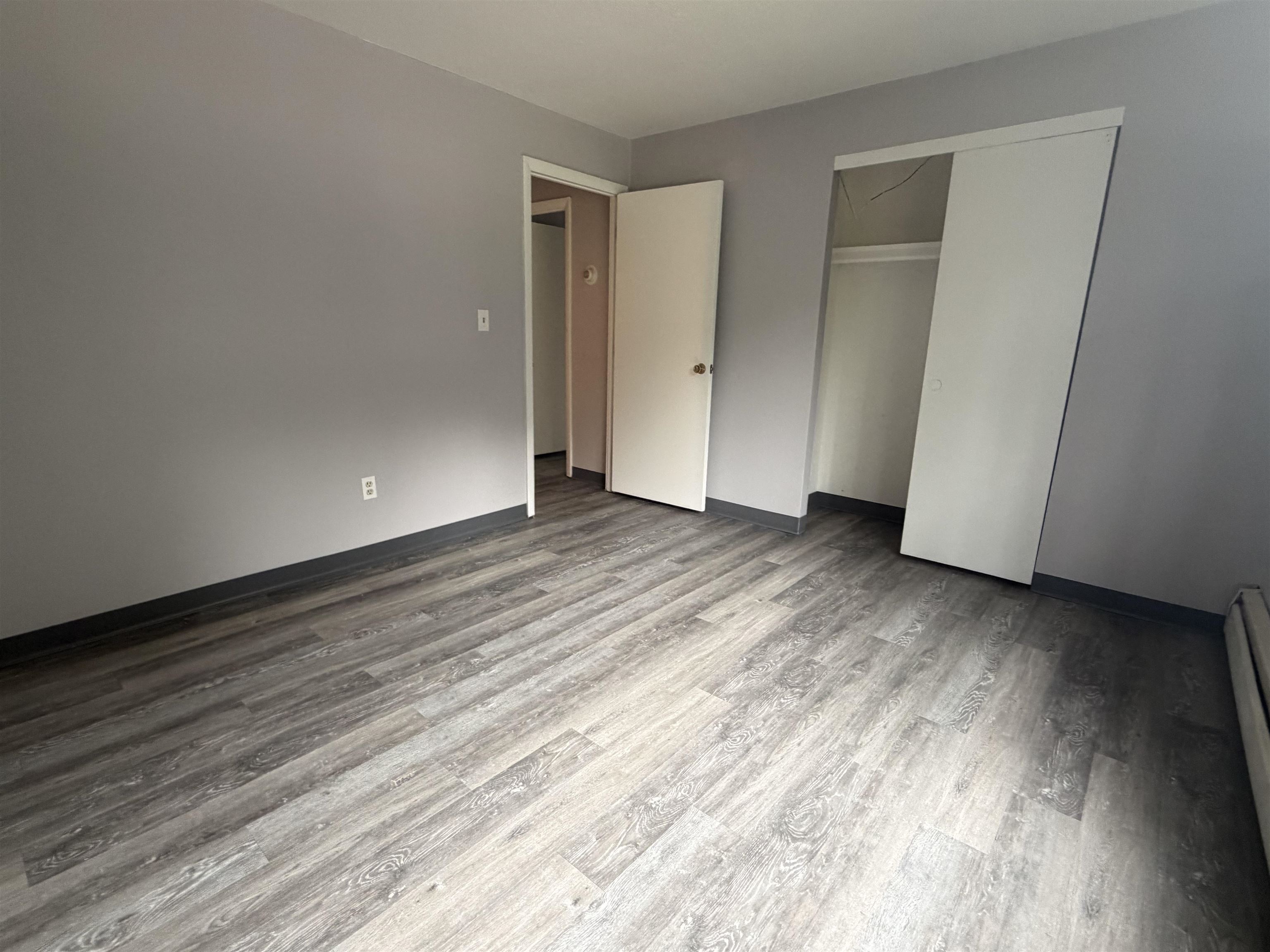 128 Mammoth Road, Unit 21 Hooksett, NH 03106 - Photo 8 of 15 Gallery Image 8
