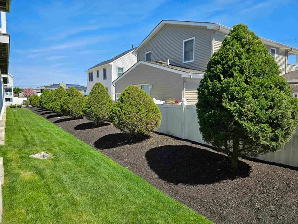 $899,900 | 212 Diamond Sand Drive, Unit 212, Wildwood, NJ 08260