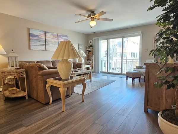 $899,900 | 212 Diamond Sand Drive, Unit 212, Wildwood, NJ 08260