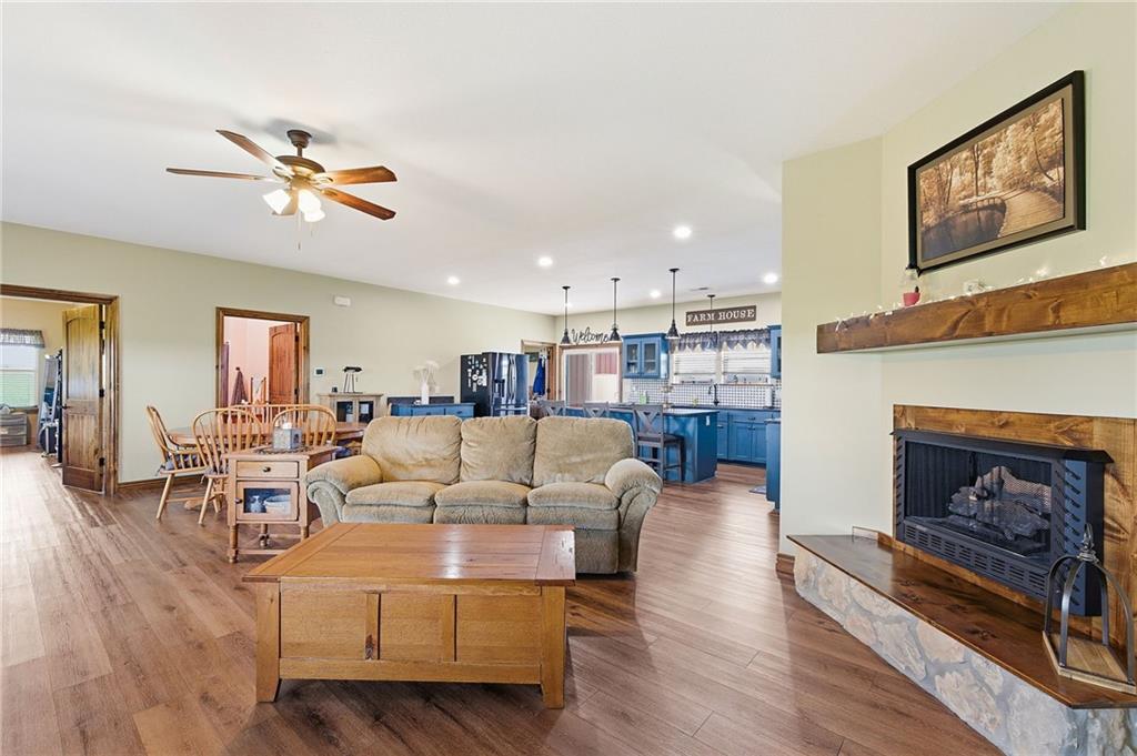30225 South Wolf Road Drexel, MO 64742 - Photo 10 of 55