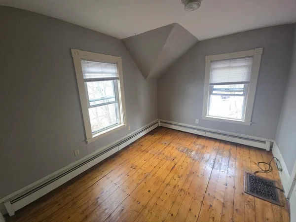 $4,200 | 21 Mountain Avenue, Somerville, MA 02143
