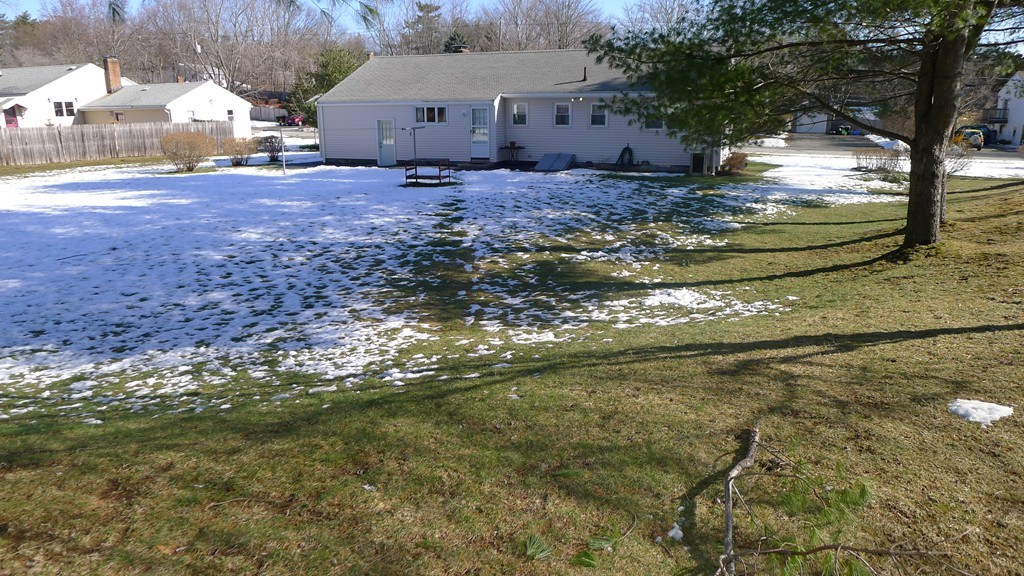4 Donegal Road Peabody, MA 01960 - Photo 6 of 28 Gallery Image 6
