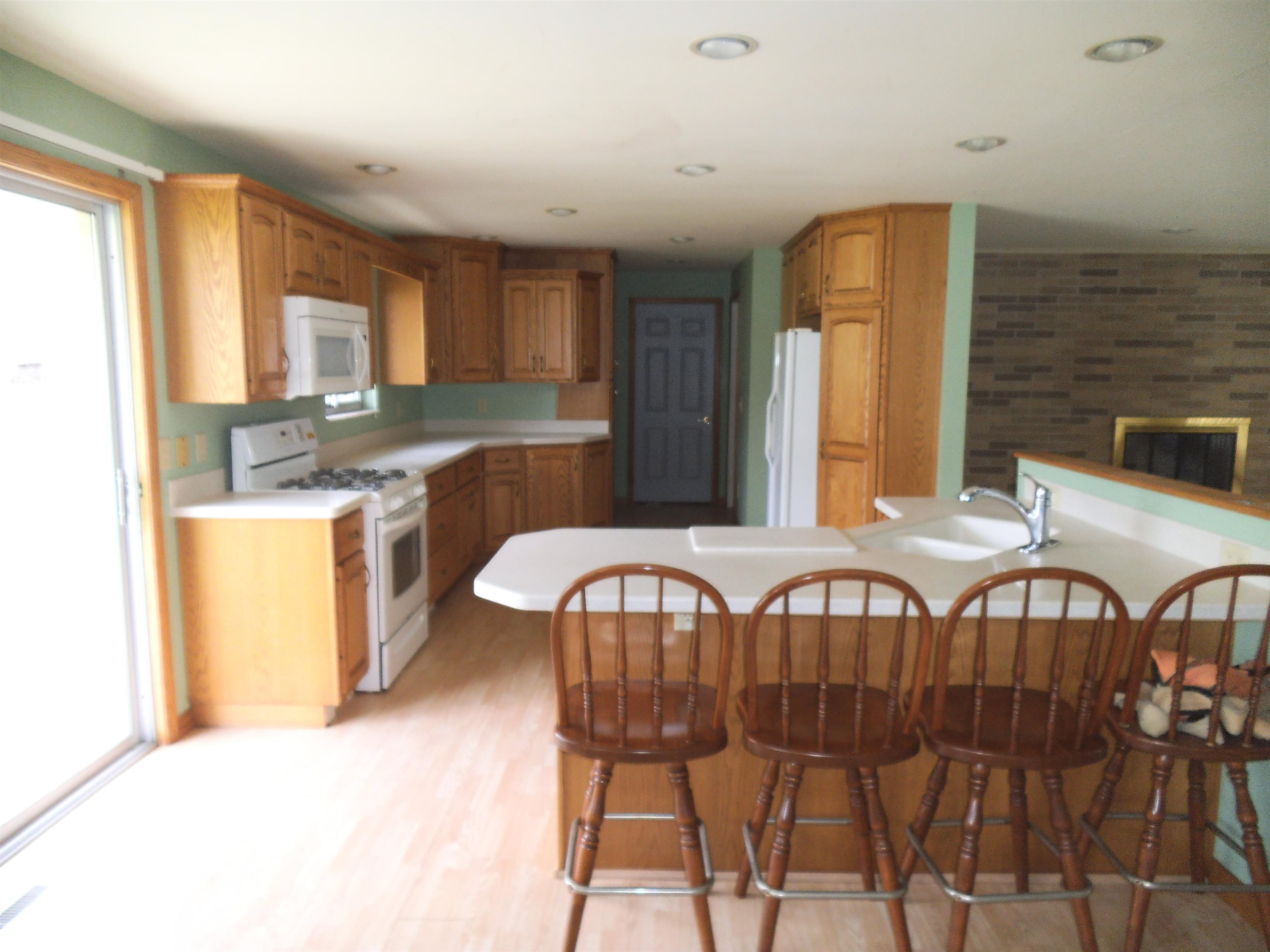 300 North Mackinaw Road Linwood, MI 48634 - Photo 7 of 25