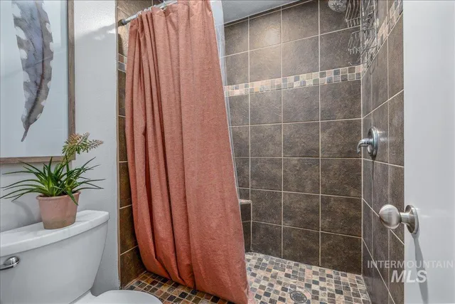 $649,900 | 387 West Pickerell Court, Boise, ID 83706