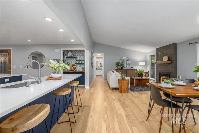 $649,900 | 387 West Pickerell Court, Boise, ID 83706