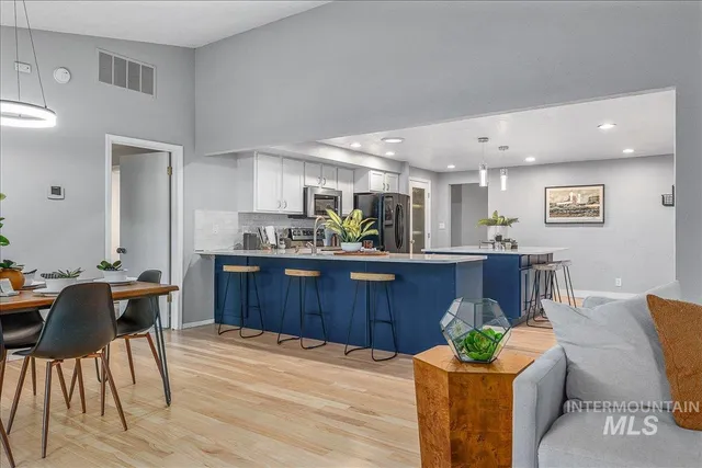 $649,900 | 387 West Pickerell Court, Boise, ID 83706