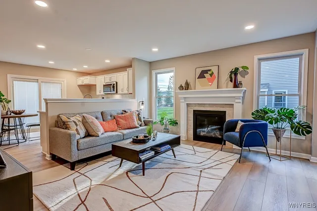 $427,900 | 10 White Orchid Way, Lancaster, NY 14086