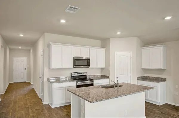 $2,295 | 109 Bing Circle, San Marcos, TX 78666