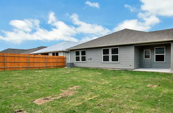 $2,295 | 109 Bing Circle, San Marcos, TX 78666