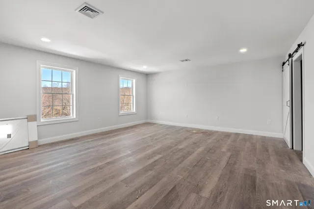 $699,900 | 1 Quinns Way, East Hampton, CT 06424