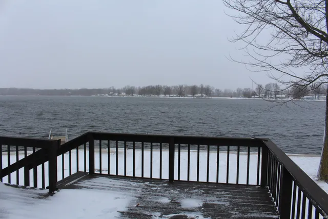 $499,000 | 46 West Waldron Lake Drive, Wawaka, IN 46794