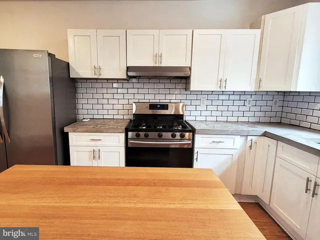 $277,500 | 2417 South Clarion Street, Philadelphia, PA 19148