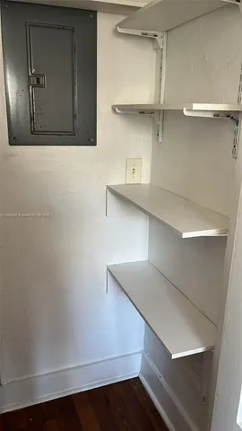 a view of an empty walk in closet