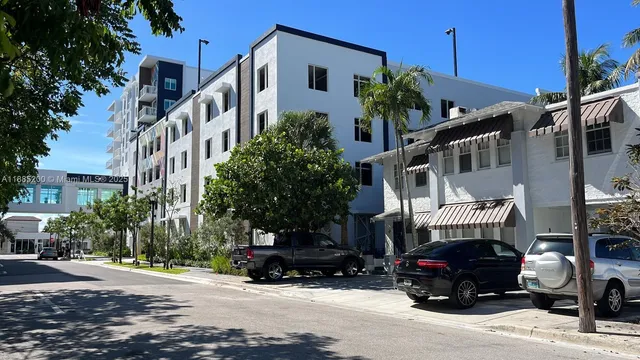 $1,850 | 315 Eucalyptus Street, Unit 5, West Palm Beach, FL 33401