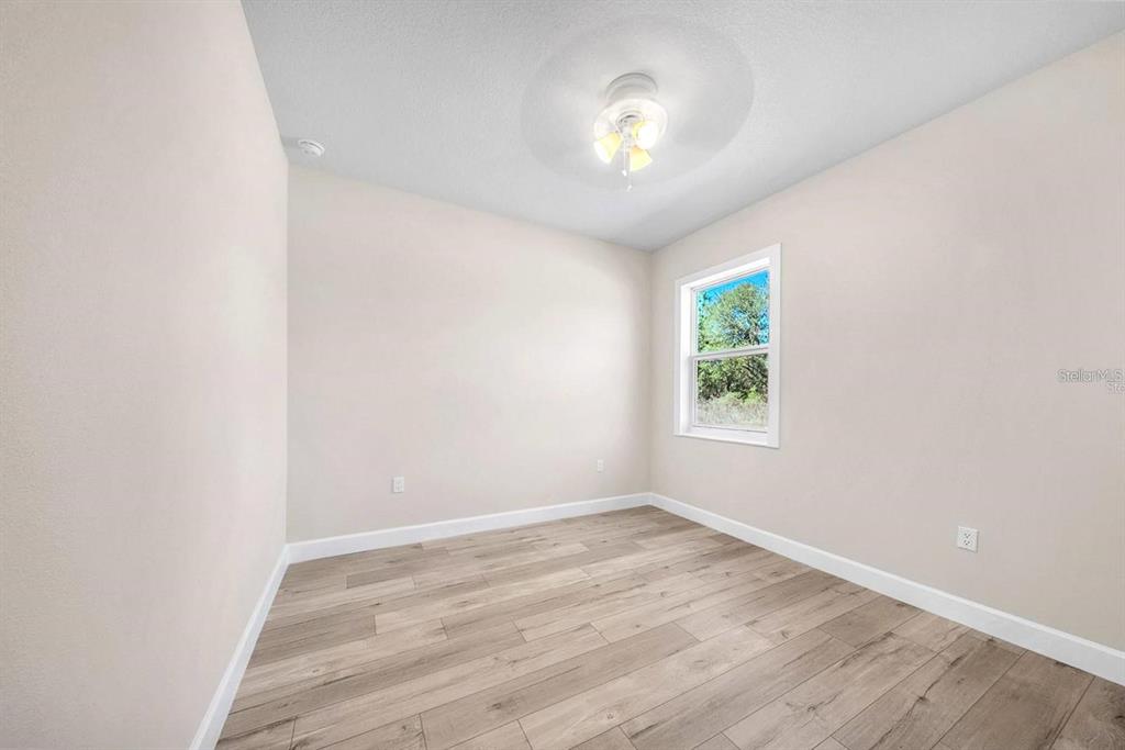 15062 Southwest 63rd Court Road Ocala, FL 34473 - Photo 31 of 37