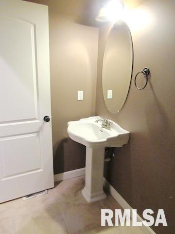 7921 West Robertson Road Edwards, IL 61528 - Photo 14 of 36 Gallery Image 14