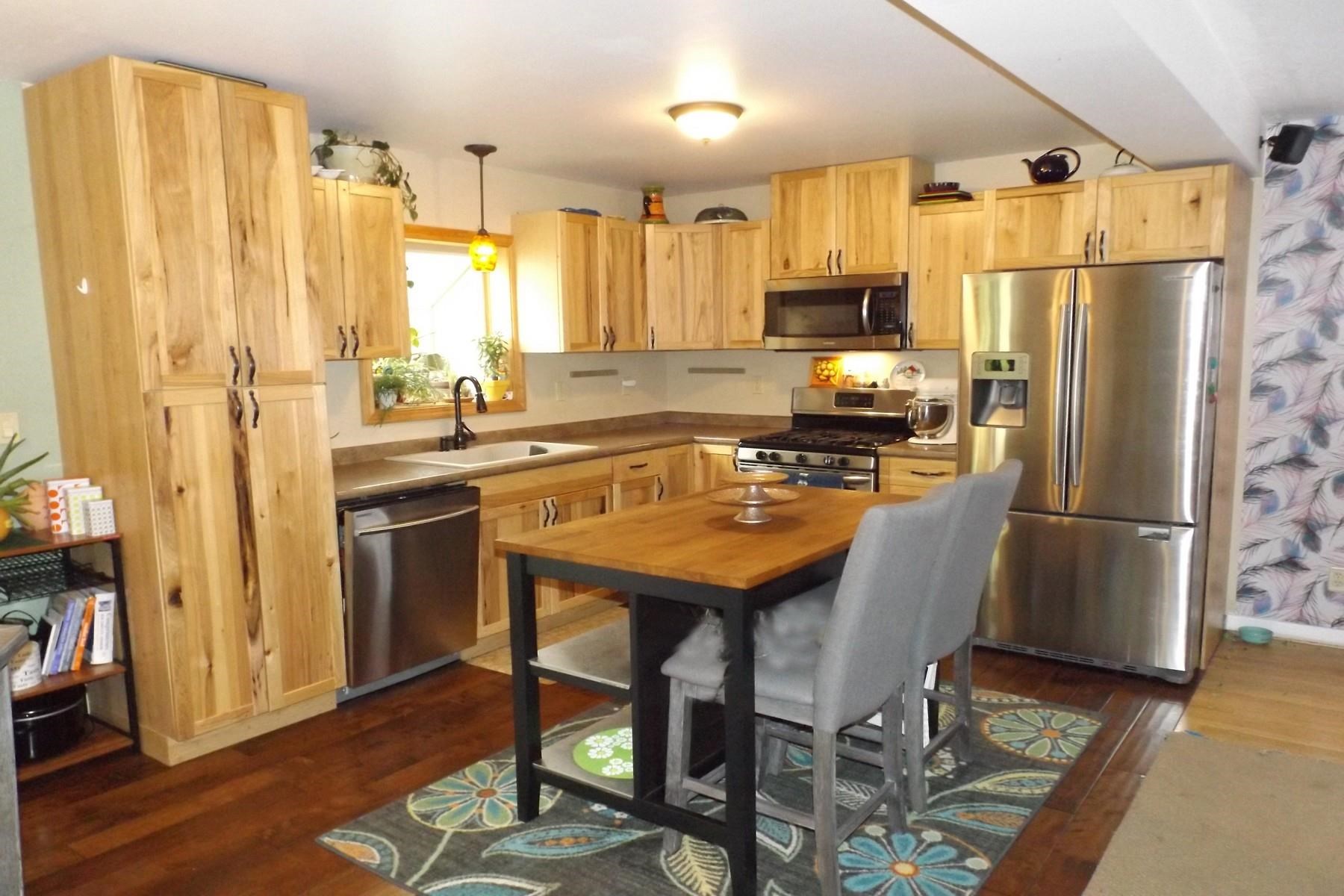 14.5 Kingsley Avenue Rutland, VT 05701 - Photo 7 of 29 Gallery Image 7
