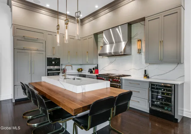 $3,199,000 | 80 Brown Road, Saratoga, NY 12170