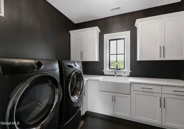 $3,199,000 | 80 Brown Road, Saratoga, NY 12170