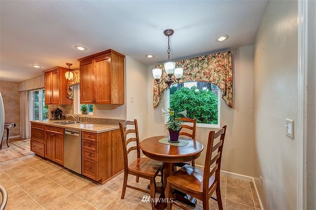 $708,100 | 2576 154th Avenue Southeast, Bellevue, WA 98007