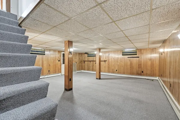 $3,200 | 113 North Street, Shrewsbury, MA 01545