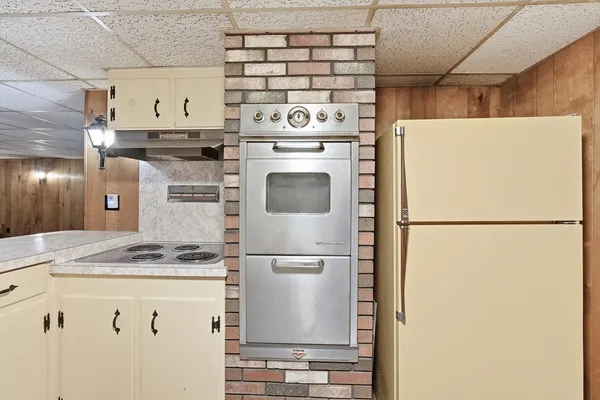 $3,200 | 113 North Street, Shrewsbury, MA 01545