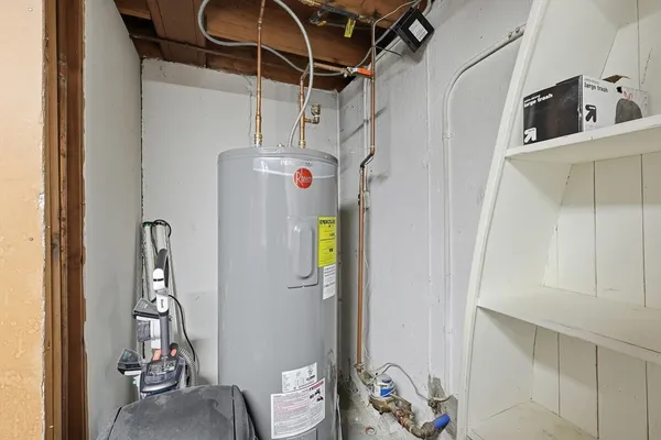 $3,200 | 113 North Street, Shrewsbury, MA 01545