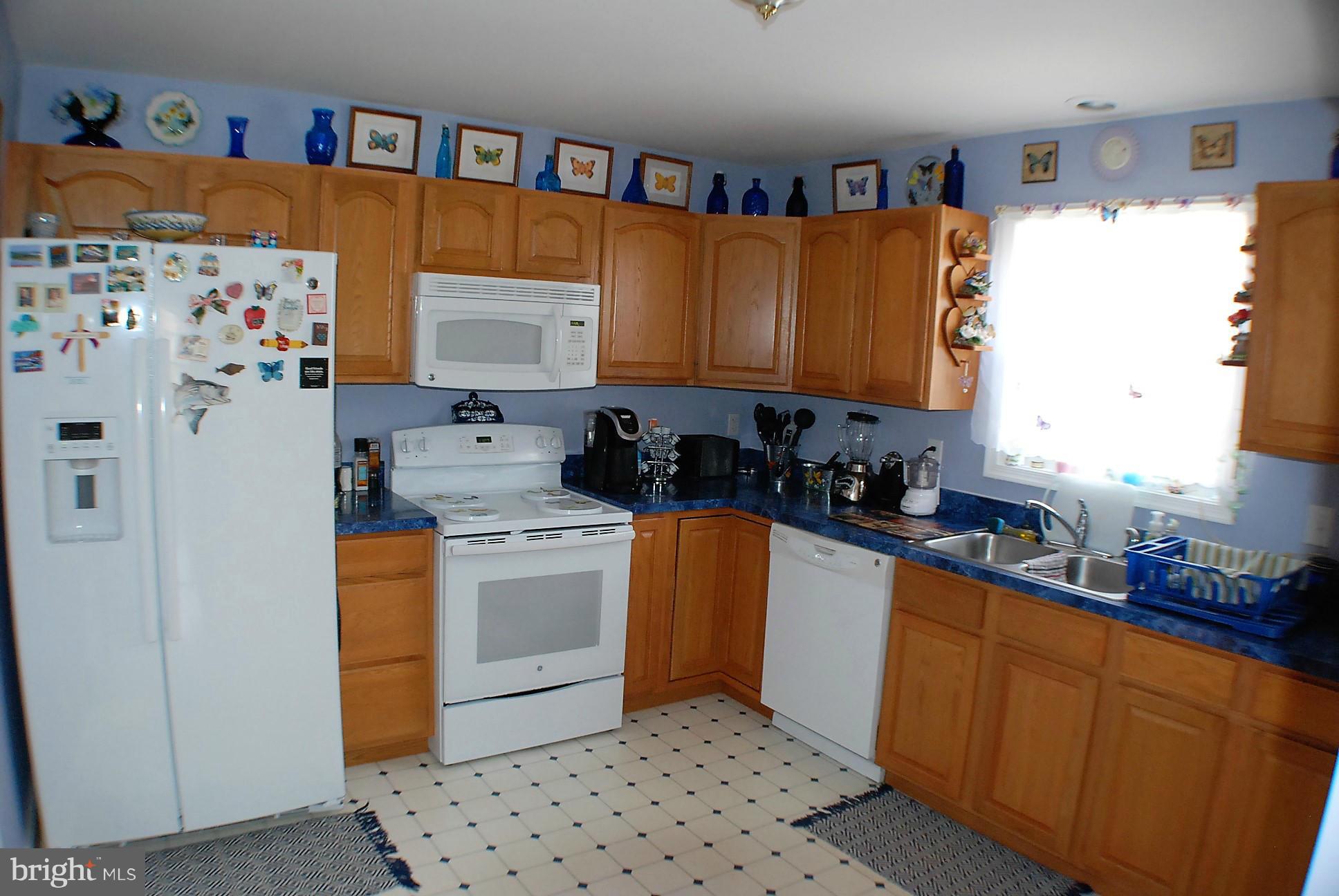 14048 June Roses Lane Sumerduck, VA 22742 - Photo 6 of 30 Kitchen