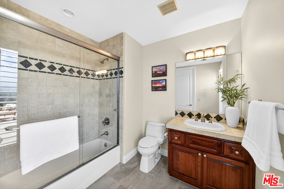 22355 South Summit Ridge Circle Chatsworth, CA 91311 - Photo 19 of 75