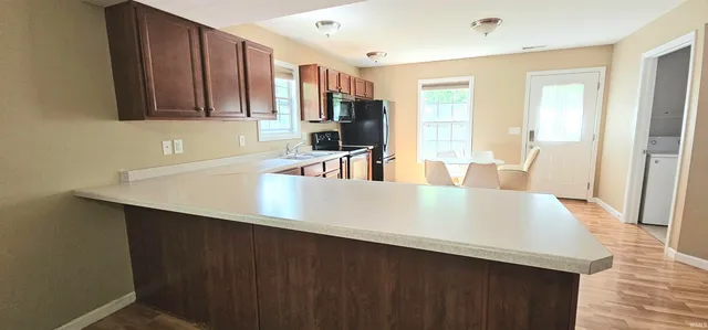 $209,900 | 1250 West Adams Hill Circle, Unit 401, Bloomington, IN 47403