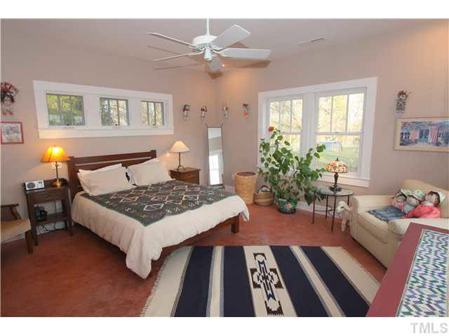 4371 Russell Road Graham, NC 27253 - Photo 10 of 25 Gallery Image 10