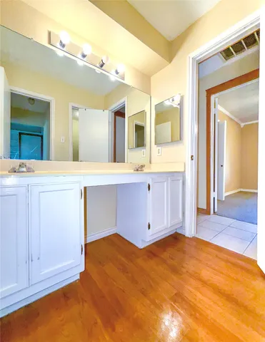 $275,000 | 459 Village Creek Drive, Houston, TX 77598