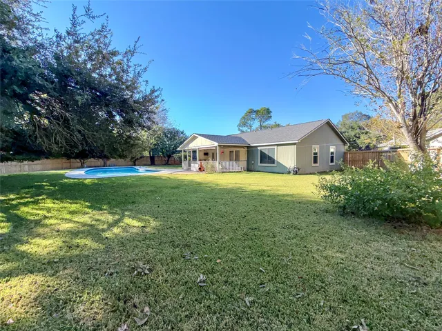 $275,000 | 459 Village Creek Drive, Houston, TX 77598