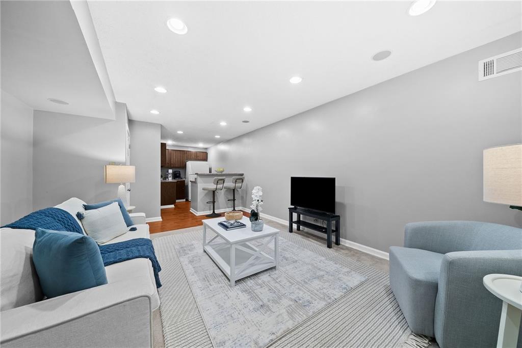3031 Meyeridge Road Pittsburgh, PA 15209 - Photo 34 of 47 Gallery Image 34