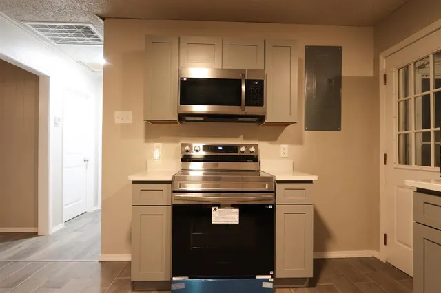 $2,800 | 15079 Songbird Lane, Haslet, TX 76052