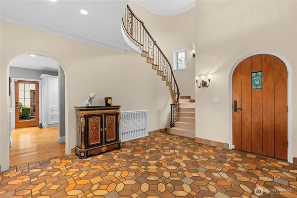 a view of an entryway with a door