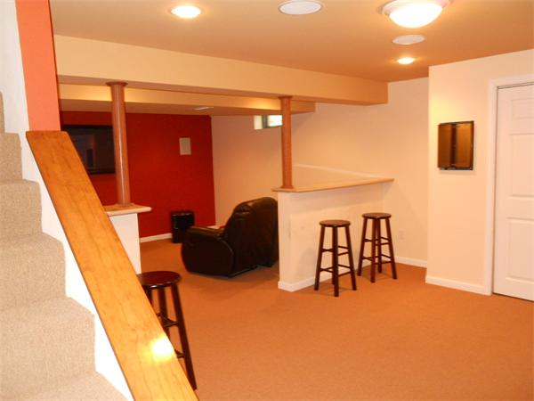 127 Carnavon Circle Springfield, MA 01109 - Photo 11 of 13 Gallery Image 11