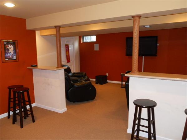 127 Carnavon Circle Springfield, MA 01109 - Photo 12 of 13 Gallery Image 12