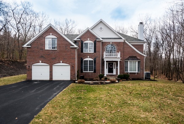 14 Greenwood Road Hopkinton, MA 01748 - Photo 1 of 30 Gallery Image 1