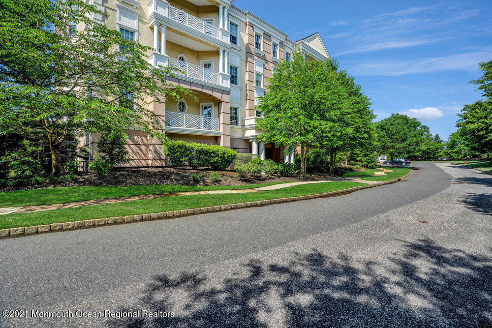 121 Oval Road Manasquan, NJ 08736 - Photo 3 of 61 007_dsc05619_1