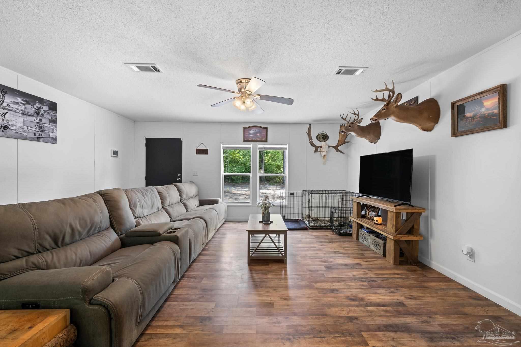 2142 Pleasant Grove Road Milton, FL 32570 - Photo 11 of 42 Gallery Image 11